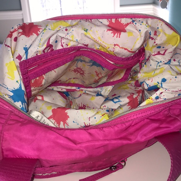 athletic duffel bag - Picture 2 of 3